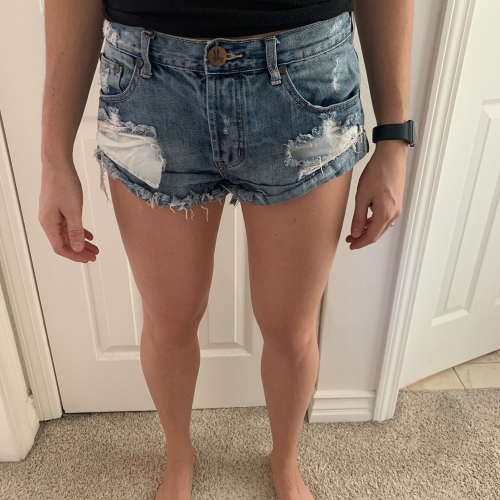 One teaspoon shorts